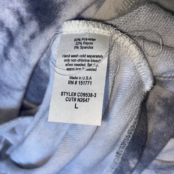 Gilli brand- SHORT DOLMAN, ROLL UP SLEEVE, SIDE TIE WAIST DRESS (new with tags) - Picture 5 of 8